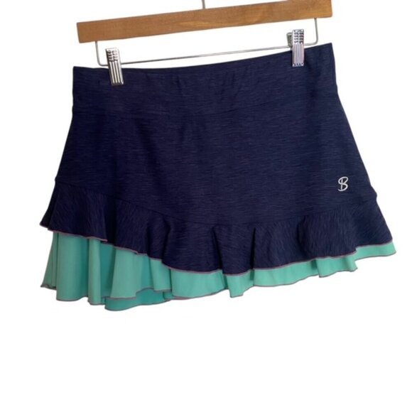 Sofibella Pants - Sofibella Tiered Ruffle Tennis Skirt Medium